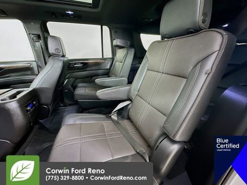 Used 2025 Chevrolet Suburban High Country image 29