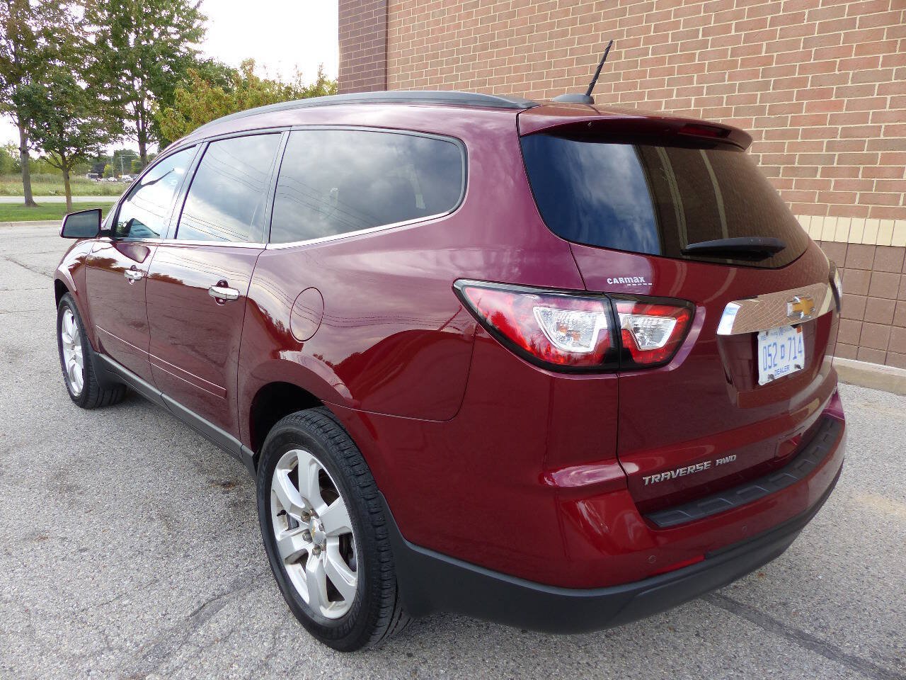 Used 2017 Chevrolet Traverse LT w/ Style and Technology Package AWD/4WD image 7