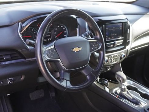 Used 2022 Chevrolet Traverse LT w/ LPO, Cargo Package image 19
