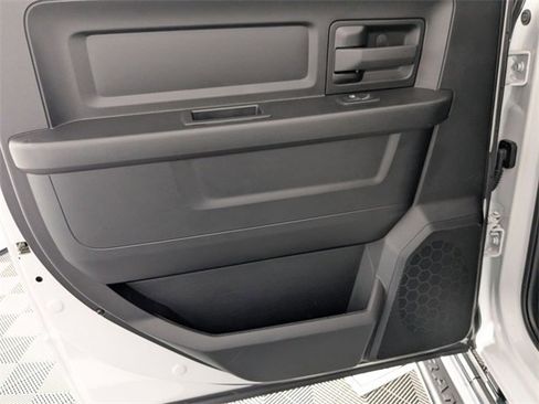 Used 2024 RAM 3500 Tradesman w/ Chrome Appearance Group image 26