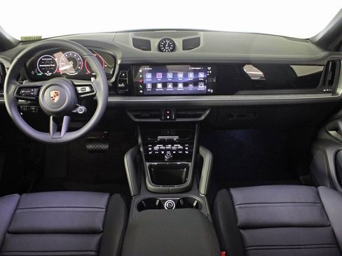 New 2026 Porsche Cayenne Coupe image 20