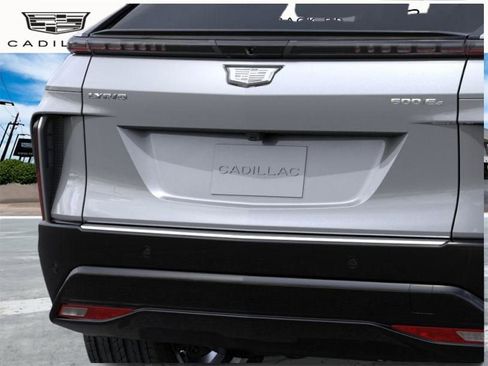 New 2025 Cadillac Lyriq Luxury image 14