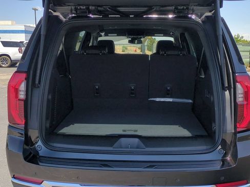 New 2026 GMC Yukon XL Elevation RWD image 27