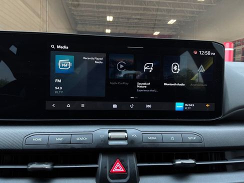 Used 2025 Kia K4 FWD image 31