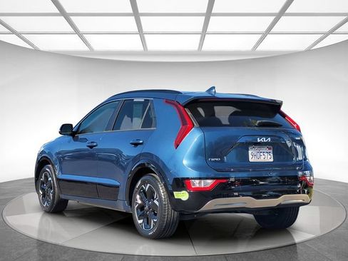 Used 2023 Kia Niro Wind FWD image 6