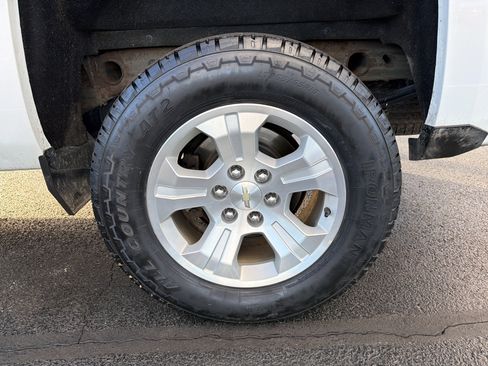 Used 2017 Chevrolet Silverado 1500 LT w/ All Star Edition image 32