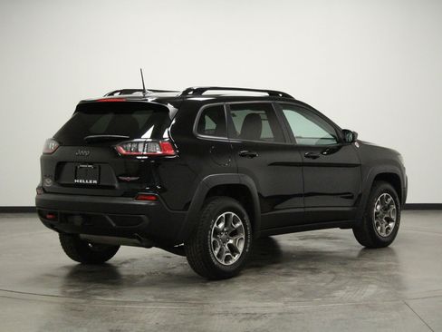 Used 2022 Jeep Cherokee Trailhawk w/ Premium Leather Package AWD/4WD image 8