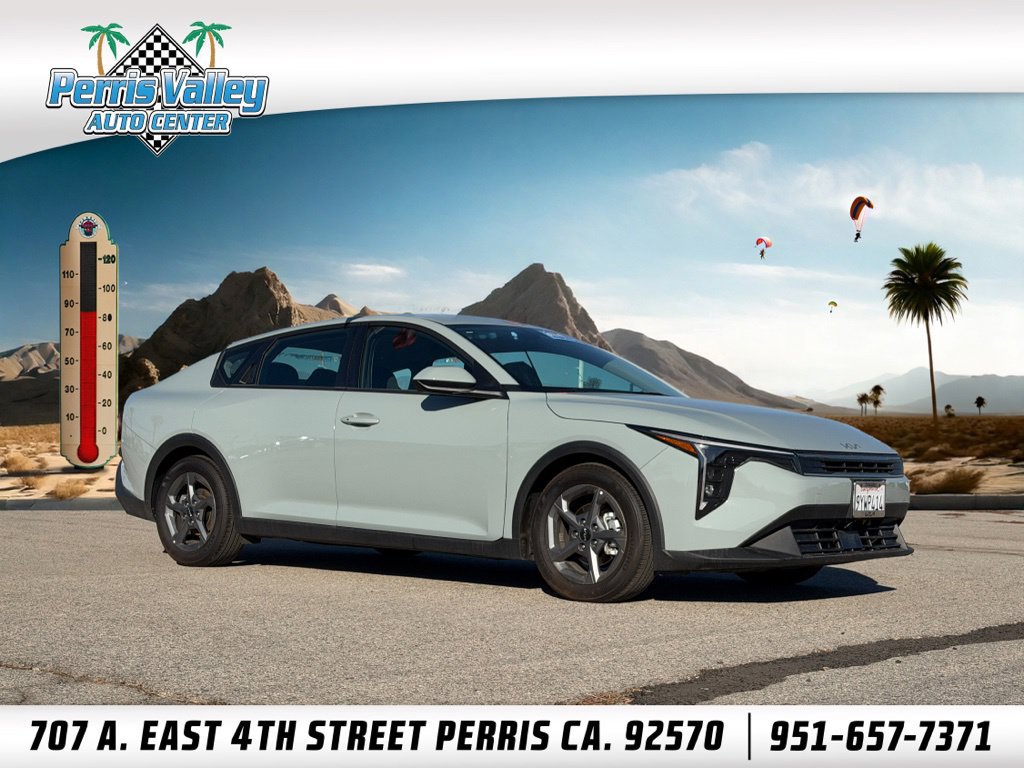 Certified 2026 Kia K4 FWD image 1
