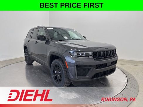 New 2026 Jeep Grand Cherokee Altitude AWD/4WD image 1