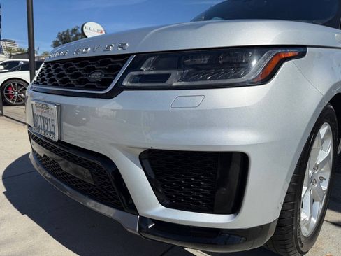 Used 2018 Land Rover Range Rover Sport HSE AWD/4WD image 12