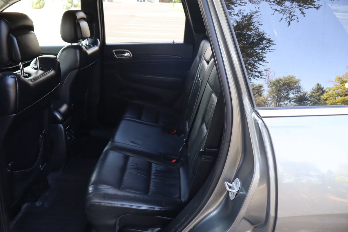 Used 2012 Jeep Grand Cherokee Laredo AWD/4WD image 20