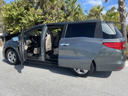 Used 2018 Honda Odyssey EX-L image 27