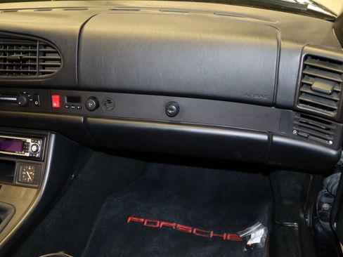 Used 1993 Porsche 968 Cabriolet RWD image 24