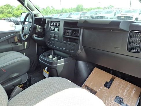 New 2026 Chevrolet Express 2500 w/ Driver Convenience Package RWD image 10