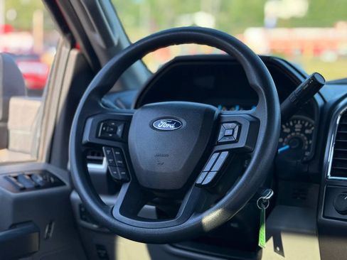 Used 2015 Ford F150 XLT AWD/4WD image 7