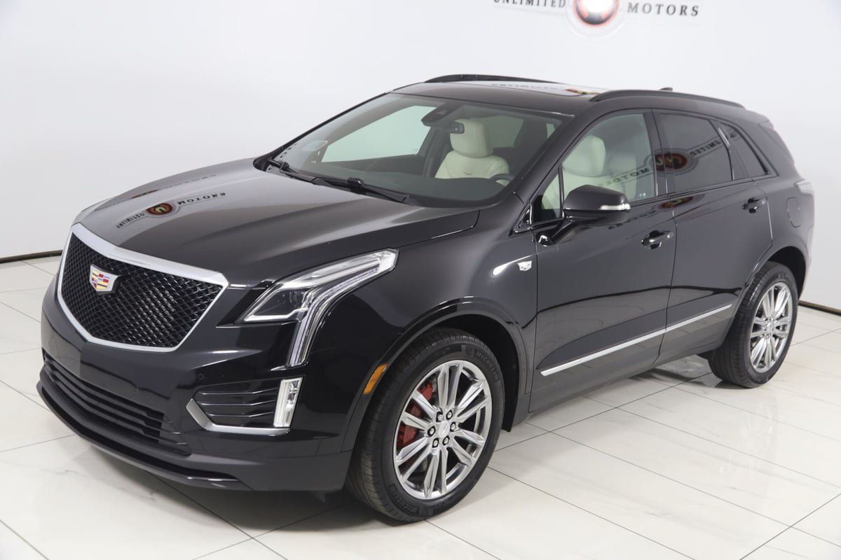 Used 2023 Cadillac XT5 Sportv w/ LPO, Floor Liner Package AWD/4WD image 24