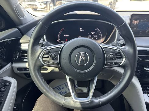 Used 2023 Acura MDX FWD w/ Technology Package image 17