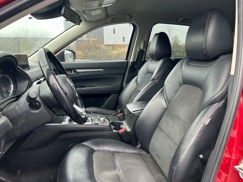 Used 2017 MAZDA CX-5 Touring image 11