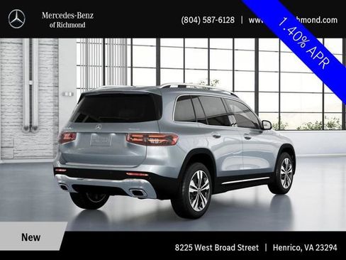 Used 2026 Mercedes-Benz GLB 250 4MATIC image 22