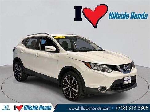 Used 2017 Nissan Rogue Sport SL image 7