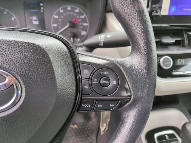 Used 2024 Toyota Corolla LE FWD image 16