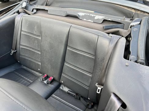 Used 2004 Ford Mustang Convertible RWD image 25