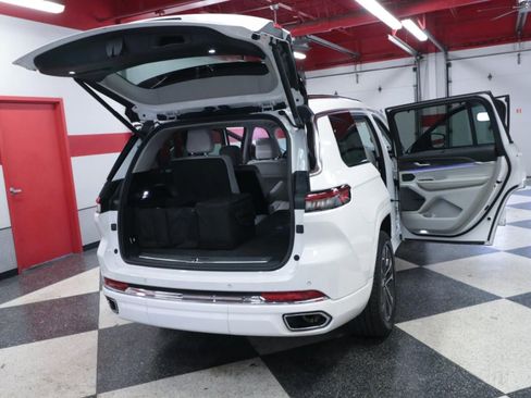 Used 2021 Jeep Grand Cherokee L Overland w/ Advanced Protech Group III RWD image 29