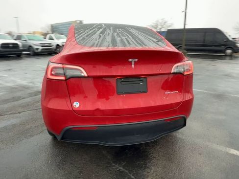 Used 2021 Tesla Model Y Long Range image 7