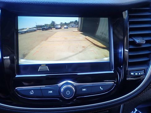 Used 2019 Chevrolet Trax LS FWD image 5