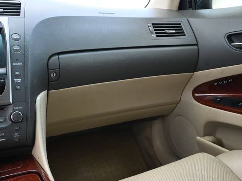 Used 2007 Lexus GS 350 w/ Preferred Accessory Pkg RWD image 9