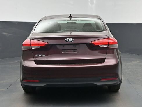 Used 2018 Kia Forte LX image 27