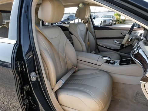 Used 2019 Mercedes-Benz S 560 Sedan image 38