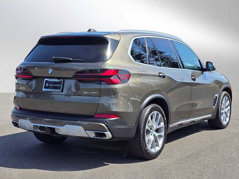 Used 2024 BMW X5 xDrive40i w/ Premium Package AWD/4WD image 3