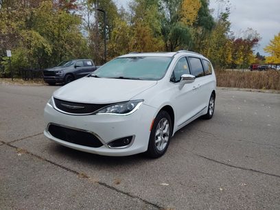 Certified 2020 Chrysler Pacifica Limited