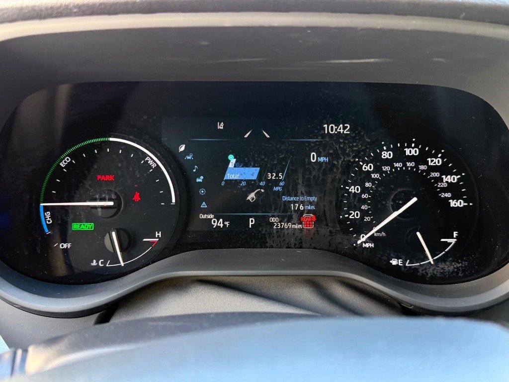 Certified 2026 Toyota Sienna XLE FWD image 20