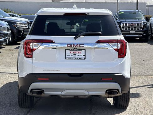 Used 2023 GMC Acadia SLE FWD image 6
