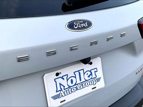 New 2026 Ford Escape ST-Line w/ Cold Weather Package image 10