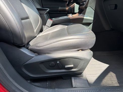 Used 2023 Ford Explorer XLT w/ Equipment Group 202A image 21