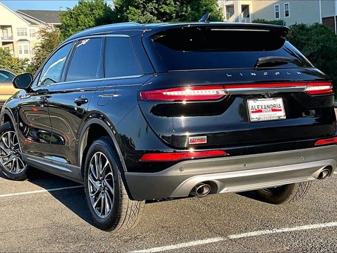 Used 2021 Lincoln Corsair FWD image 10
