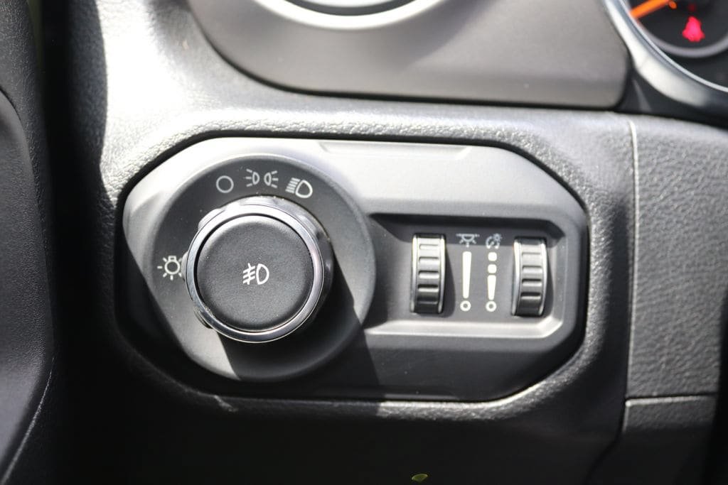 Used 2021 Jeep Wrangler Unlimited Sport AWD/4WD image 29