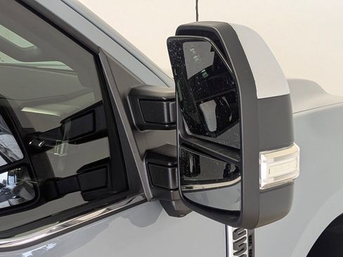 New 2026 Ford F250 Lariat w/ Chrome Package image 20