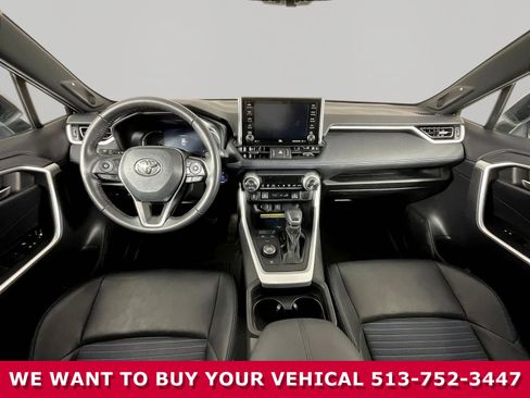Used 2021 Toyota RAV4 XSE AWD/4WD image 7