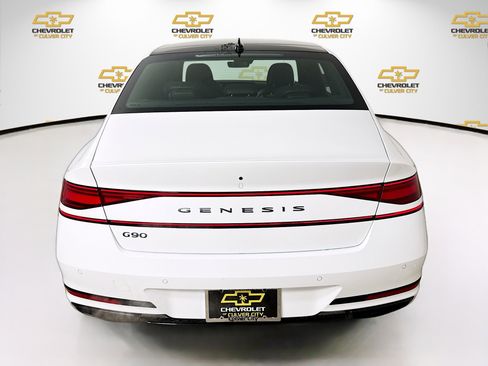 Used 2026 Genesis G90 3.5T Prestige image 6