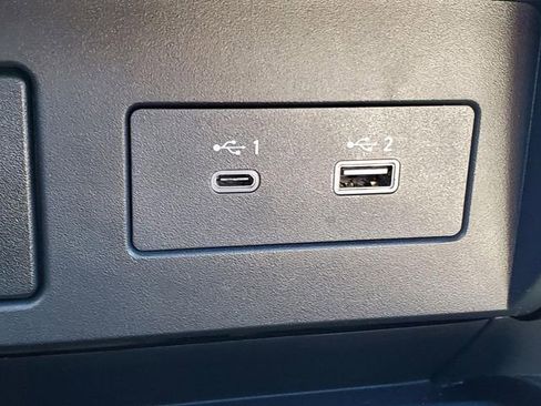 Used 2024 Nissan Titan Platinum Reserve w/ Moonroof Package image 22