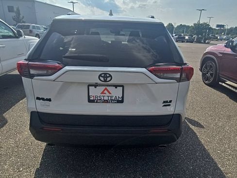 Used 2020 Toyota RAV4 XLE Premium AWD/4WD image 6