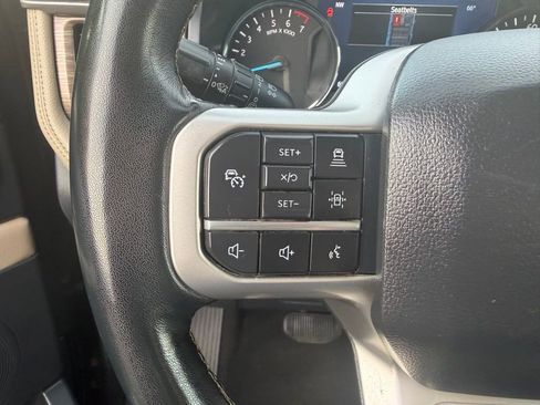 Used 2024 Ford Expedition Limited image 35