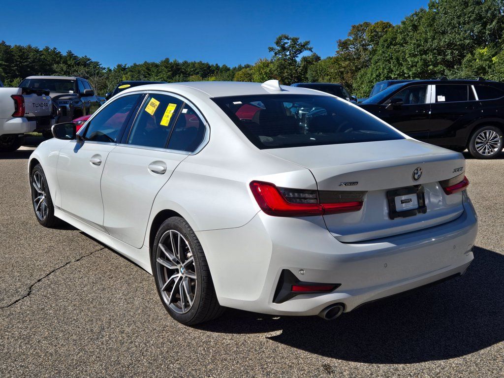 Used 2020 BMW 330i xDrive Sedan w/ Premium Package AWD/4WD image 3