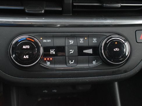 Used 2024 Buick Envista Preferred w/ Convenience I Package image 25