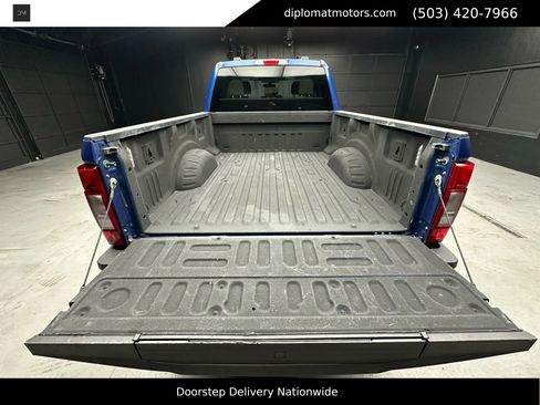 Used 2022 Ford F250 XLT w/ FX4 Off-Road Package image 29