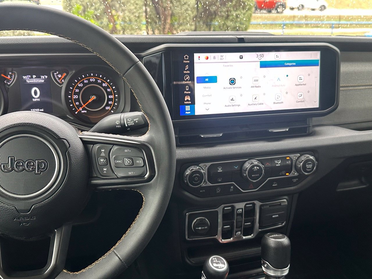Used 2024 Jeep Gladiator Sport AWD/4WD image 15